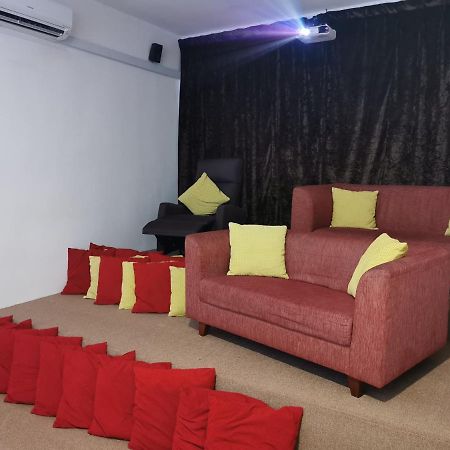 Maisarah Homestay Чанглун Экстерьер фото